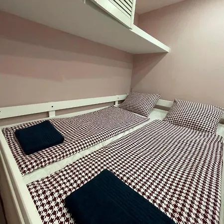 Deluxe Sapphire Residency - 4 Bedrooms Apartment *
